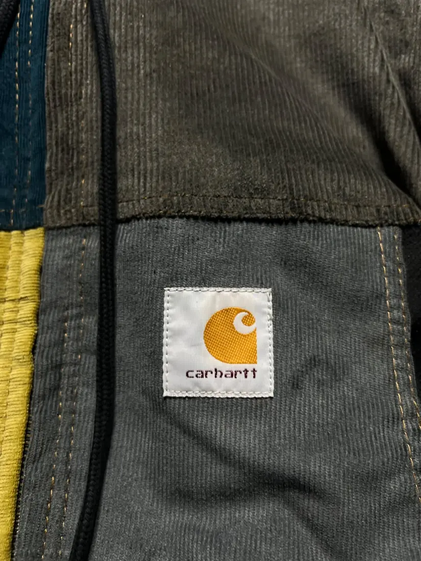 Vintage Carhartt Hooded Active Jacket — Black
