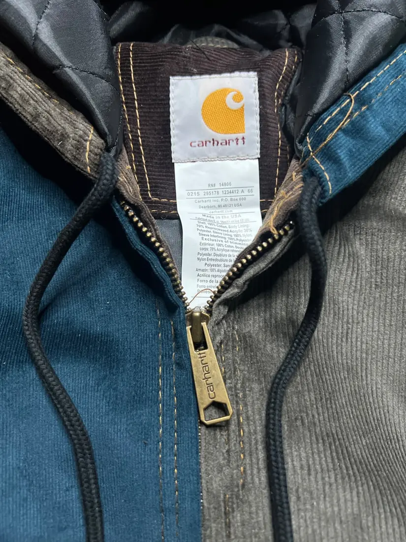 Vintage Carhartt Hooded Active Jacket — Black