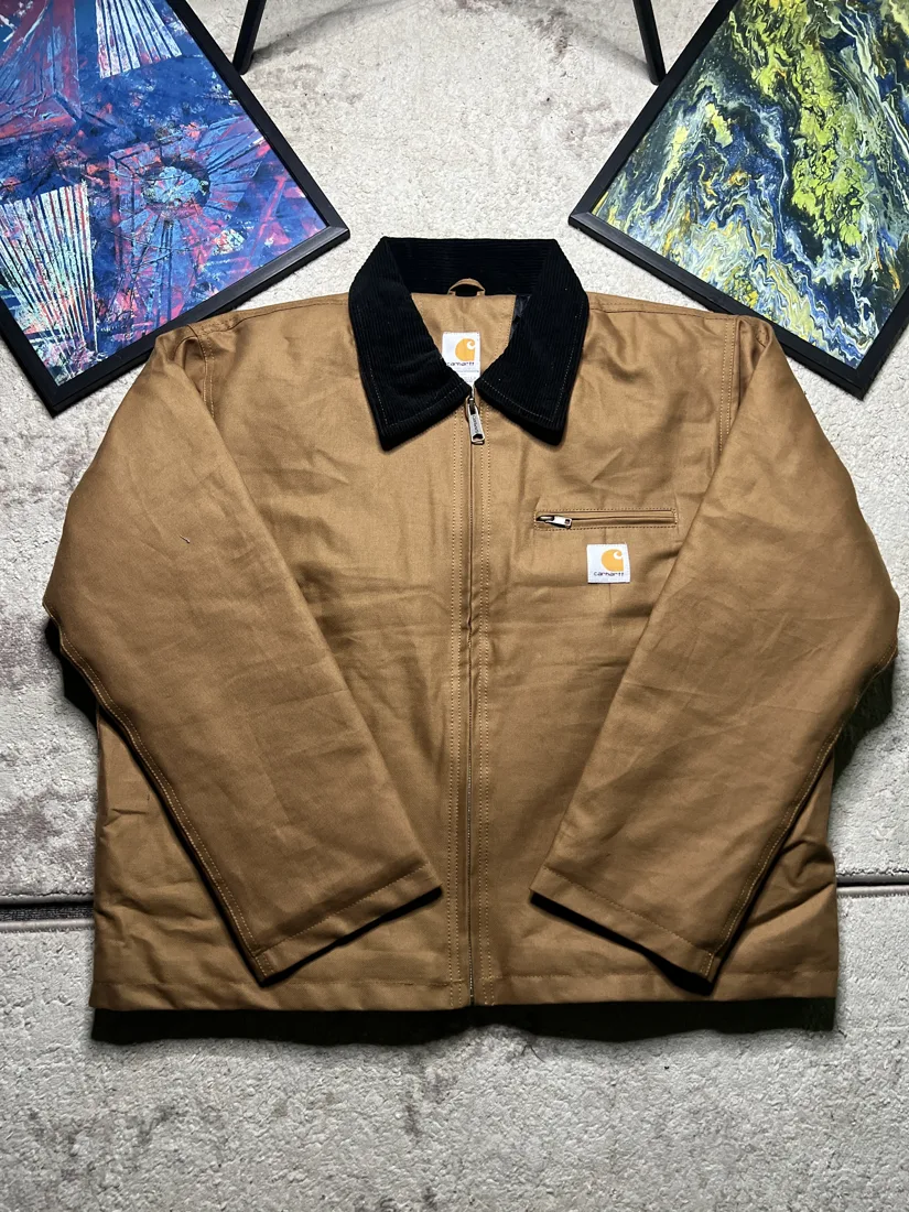 How to Photograph Vintage Clothing for Resale — Flat Lays That Sell